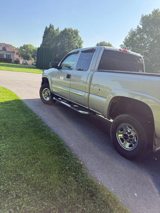 2004 GMC Sierra Heavy Duty 2nd Gen - Image 24 of 31