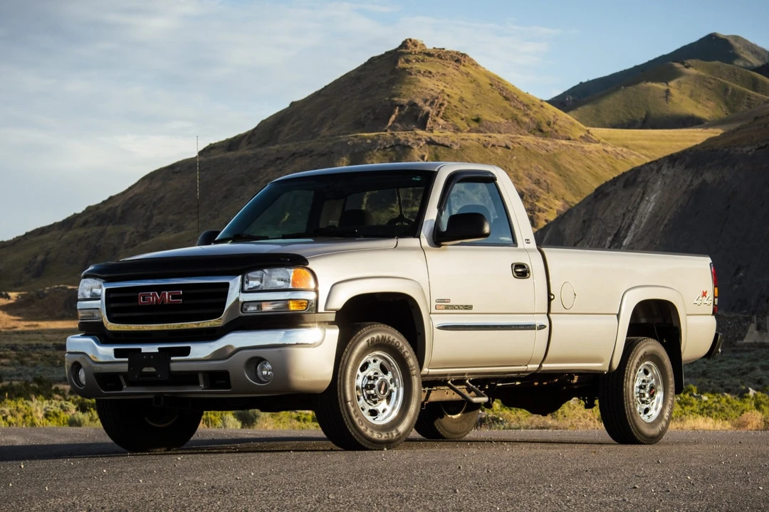 2004 GMC Sierra Heavy Duty 2nd Gen - Image 20 of 31