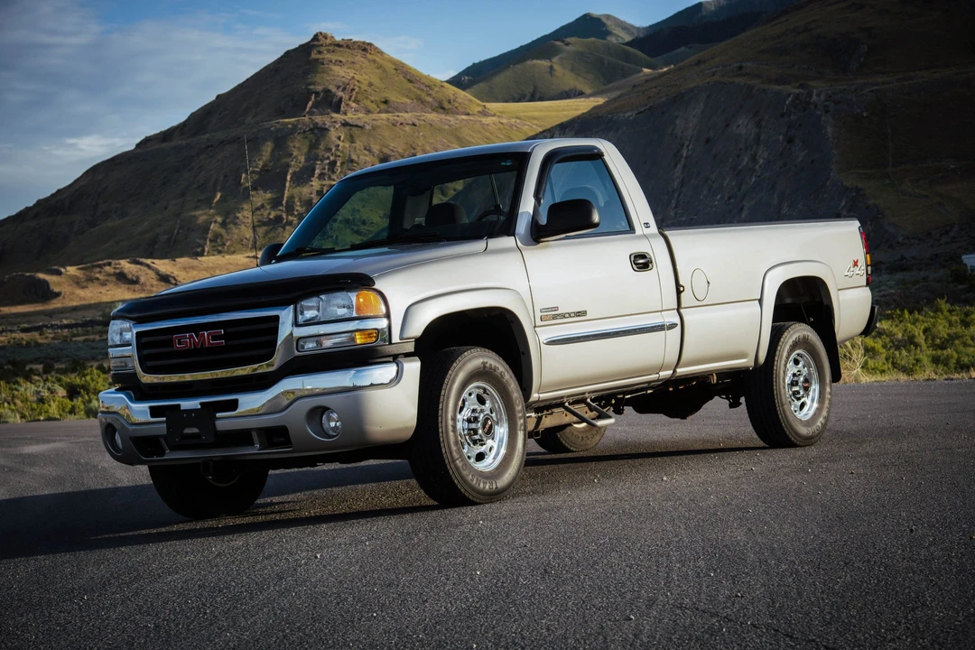 2004 GMC Sierra Heavy Duty 2nd Gen - Image 18 of 31