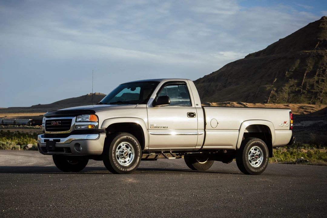 2004 GMC Sierra Heavy Duty 2nd Gen - Image 22 of 31