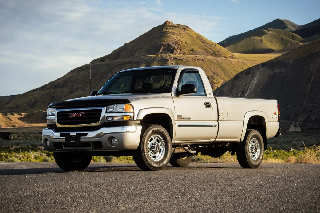 2004 GMC Sierra Heavy Duty 2nd Gen - Image 6 of 31