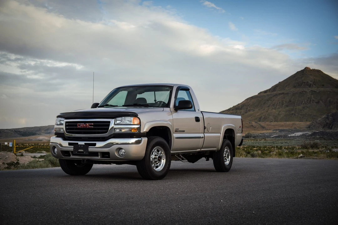 2004 GMC Sierra Heavy Duty 2nd Gen - Image 7 of 31