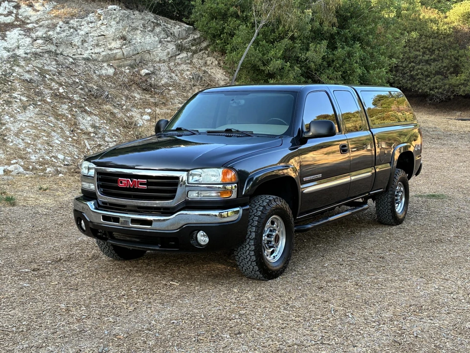 2004 GMC Sierra Heavy Duty 2nd Gen - Image 17 of 31