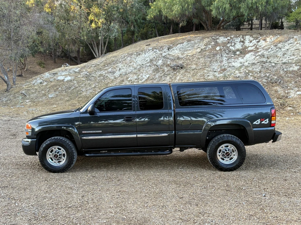 2004 GMC Sierra Heavy Duty 2nd Gen - Image 21 of 31