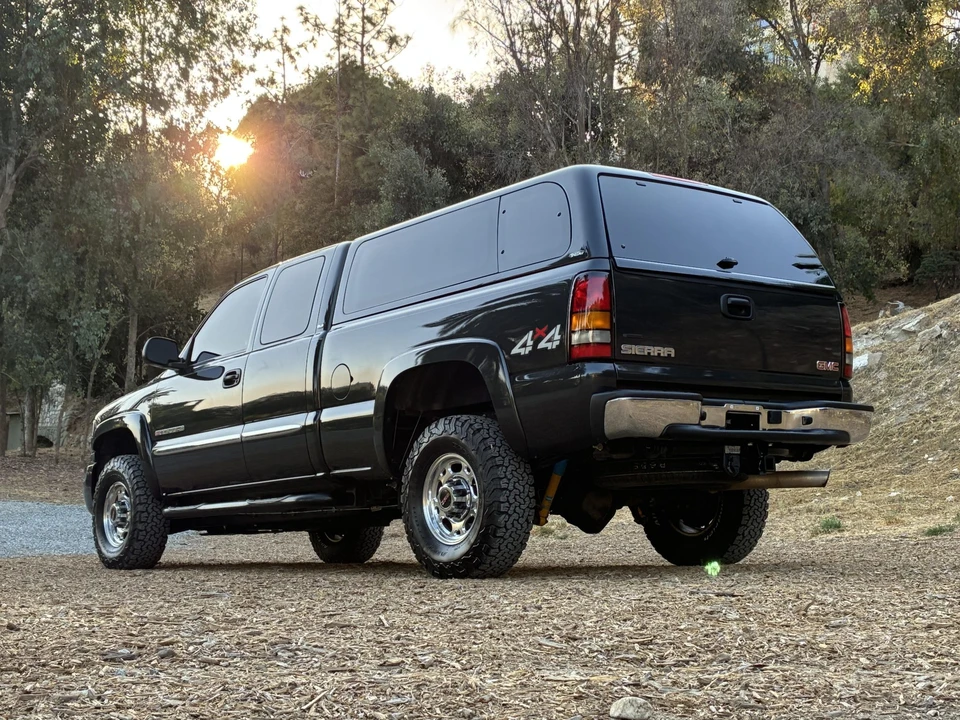 2004 GMC Sierra Heavy Duty 2nd Gen - Image 22 of 31
