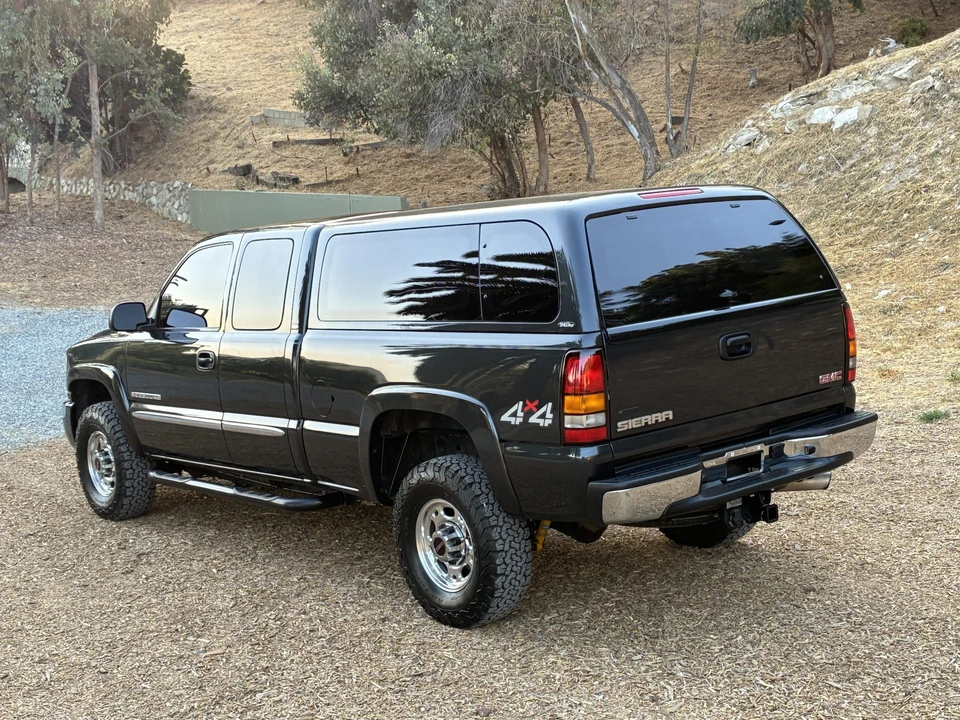 2004 GMC Sierra Heavy Duty 2nd Gen - Image 25 of 31