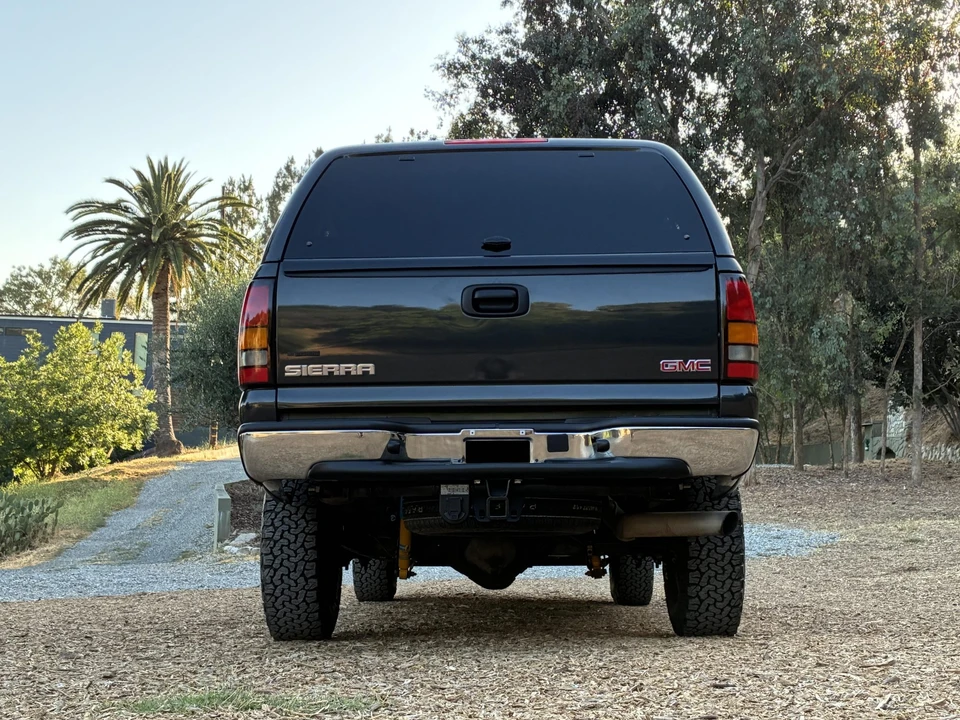 2004 GMC Sierra Heavy Duty 2nd Gen - Image 27 of 31