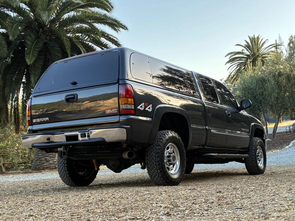 2004 GMC Sierra Heavy Duty 2nd Gen - Image 30 of 31