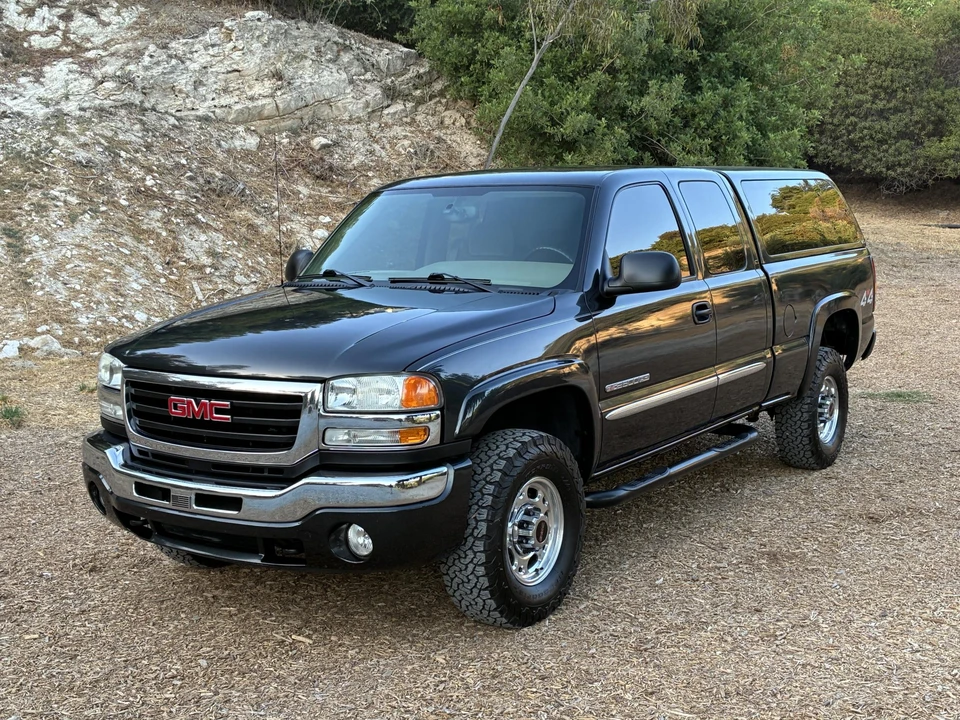 2004 GMC Sierra Heavy Duty 2nd Gen - Image 13 of 31