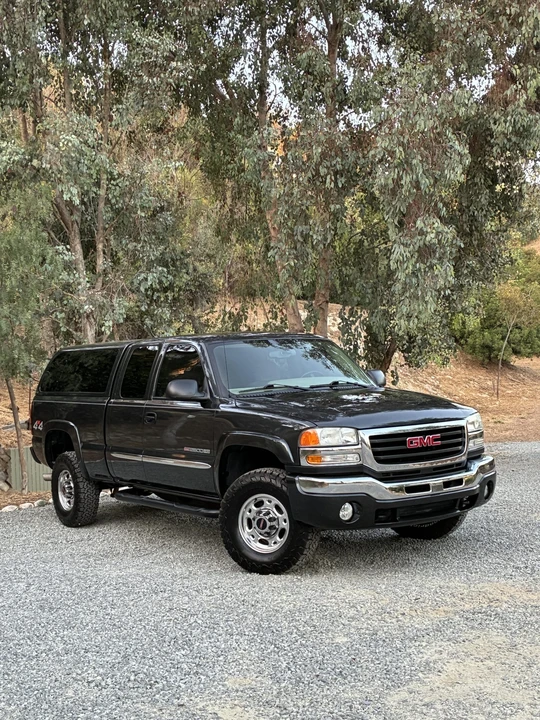 2004 GMC Sierra Heavy Duty 2nd Gen - Image 9 of 31