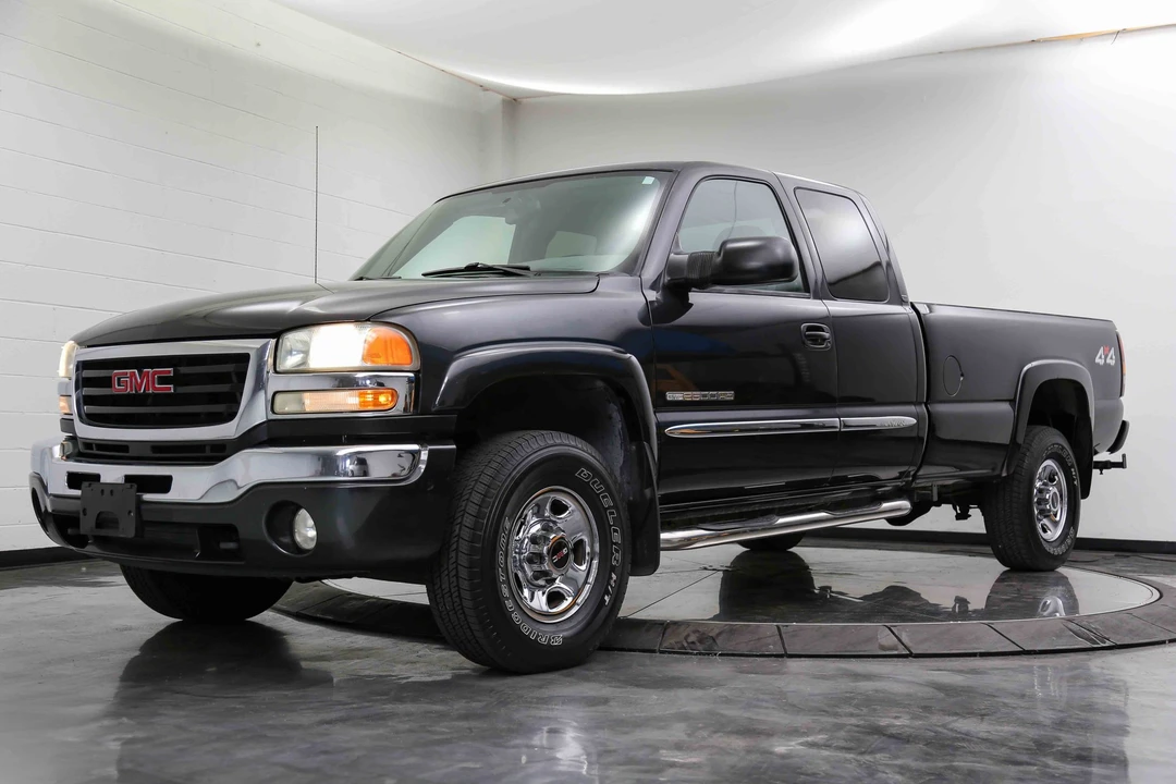 2004 GMC Sierra Heavy Duty 2nd Gen - Image 13 of 31