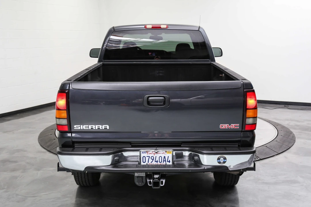 2004 GMC Sierra Heavy Duty 2nd Gen - Image 7 of 31