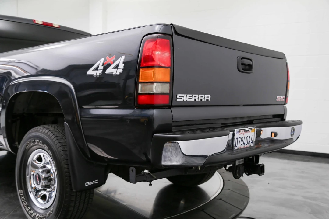 2004 GMC Sierra Heavy Duty 2nd Gen - Image 31 of 31