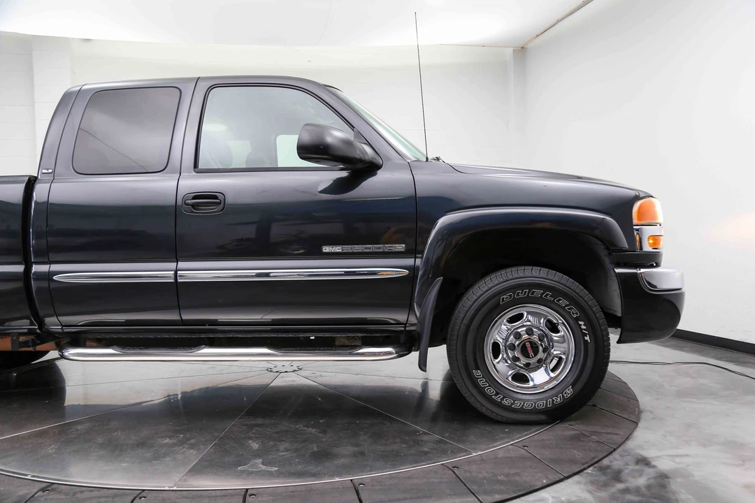 2004 GMC Sierra Heavy Duty 2nd Gen - Image 20 of 31