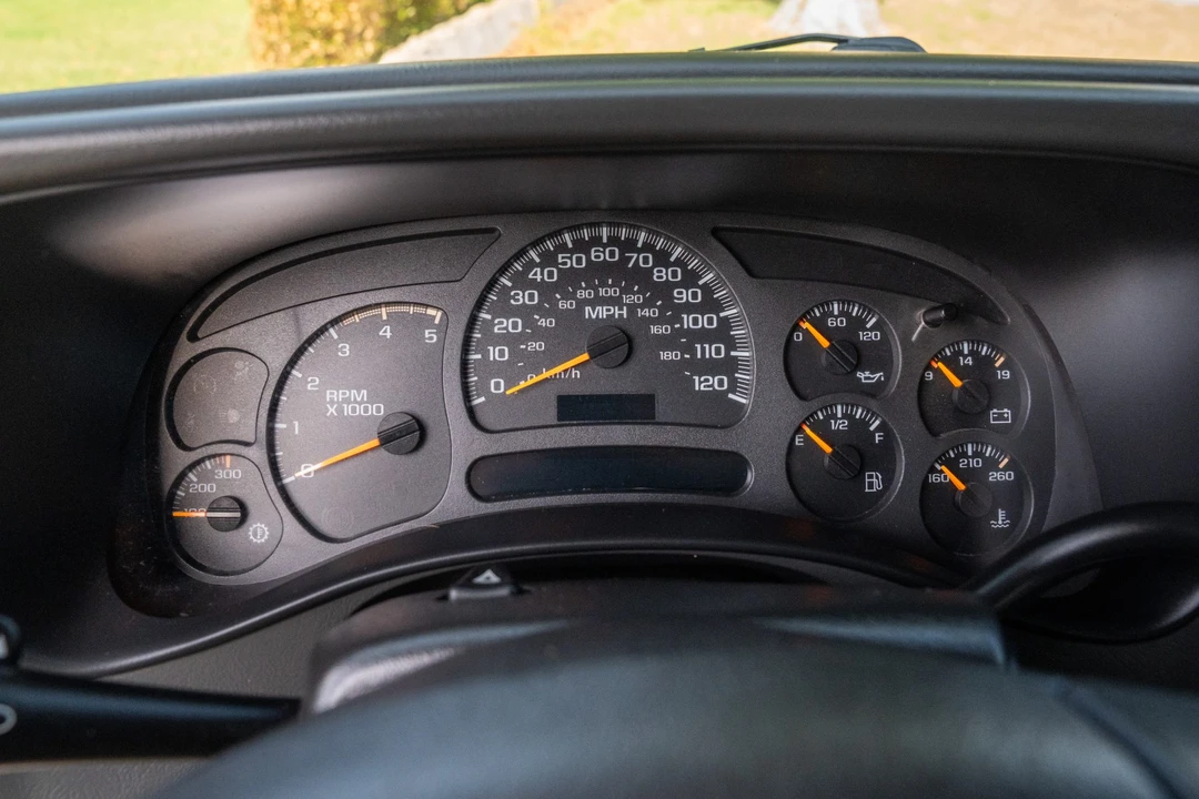 2004 GMC Sierra Heavy Duty 2nd Gen - Image 31 of 31