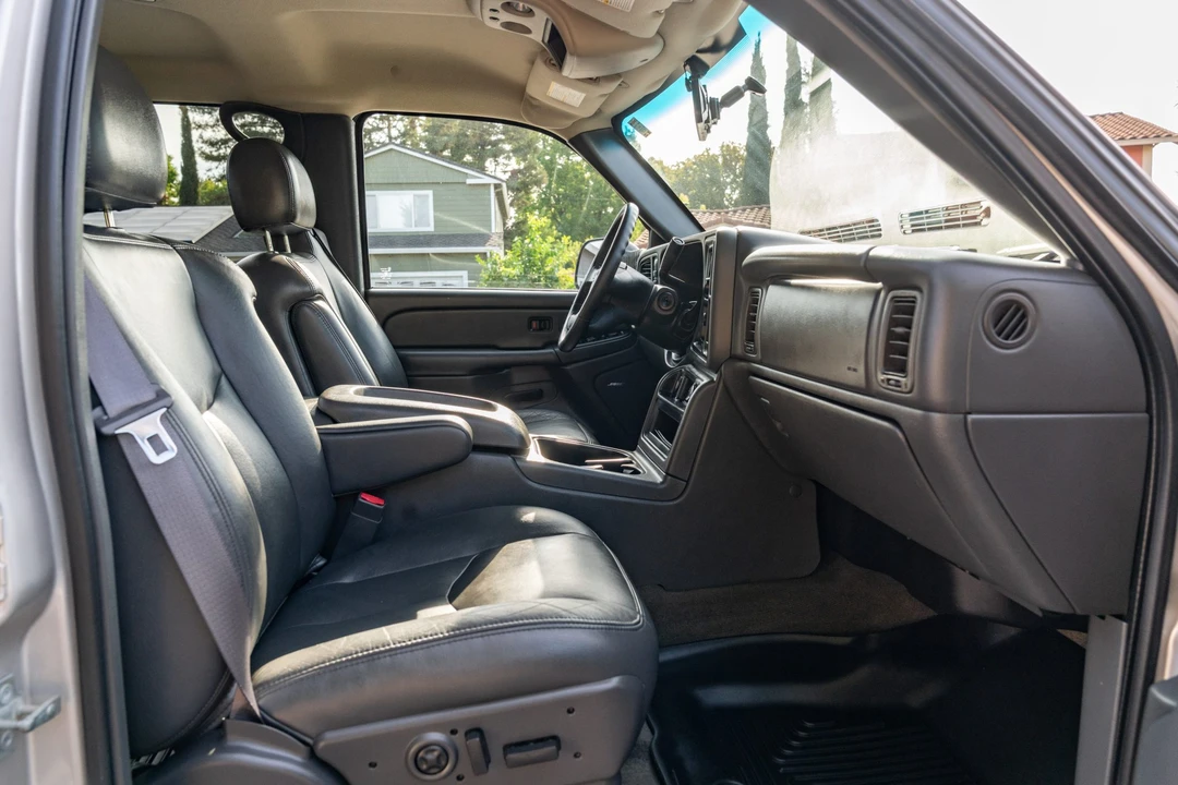 2004 GMC Sierra Heavy Duty 2nd Gen - Image 26 of 31