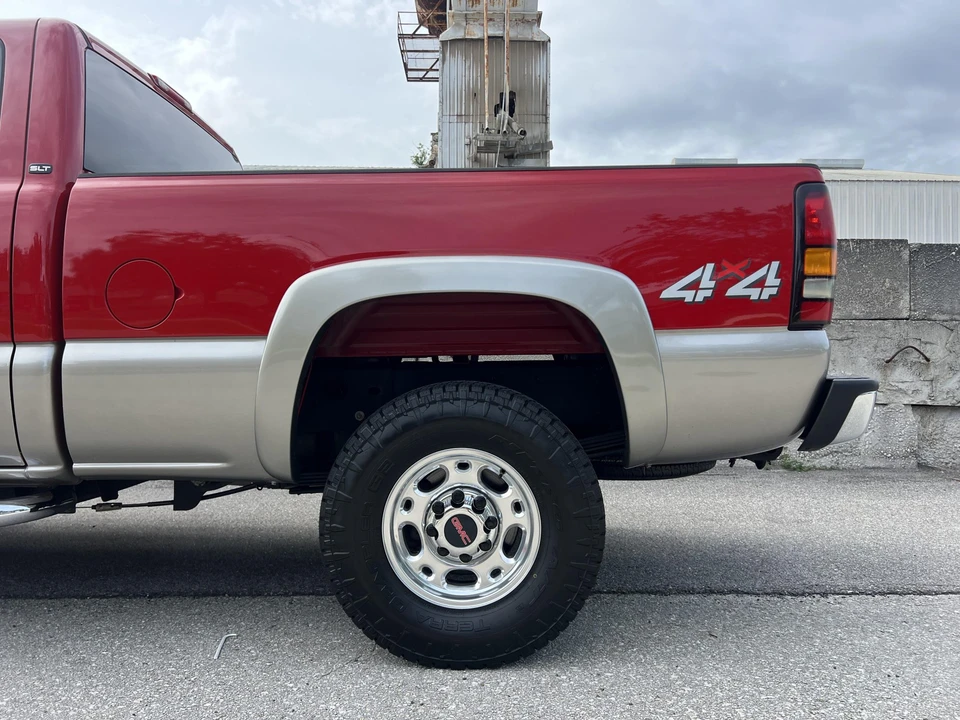 2004 GMC Sierra Heavy Duty 2nd Gen - Image 30 of 31