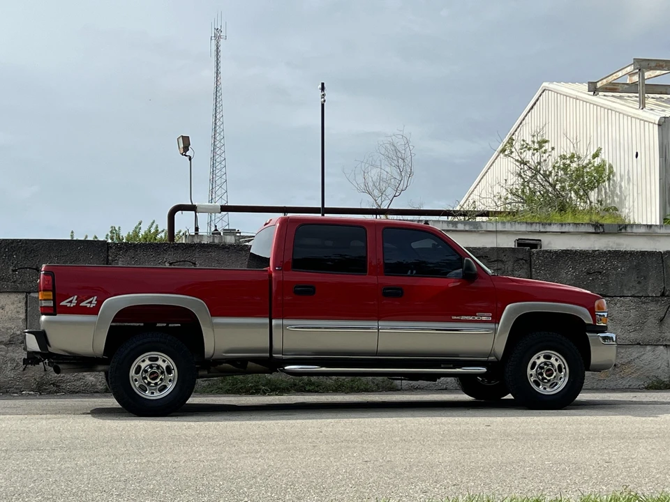 2004 GMC Sierra Heavy Duty 2nd Gen - Image 20 of 31