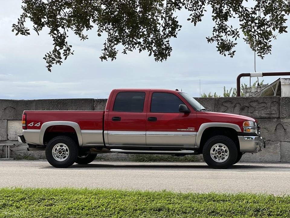 2004 GMC Sierra Heavy Duty 2nd Gen - Image 22 of 31