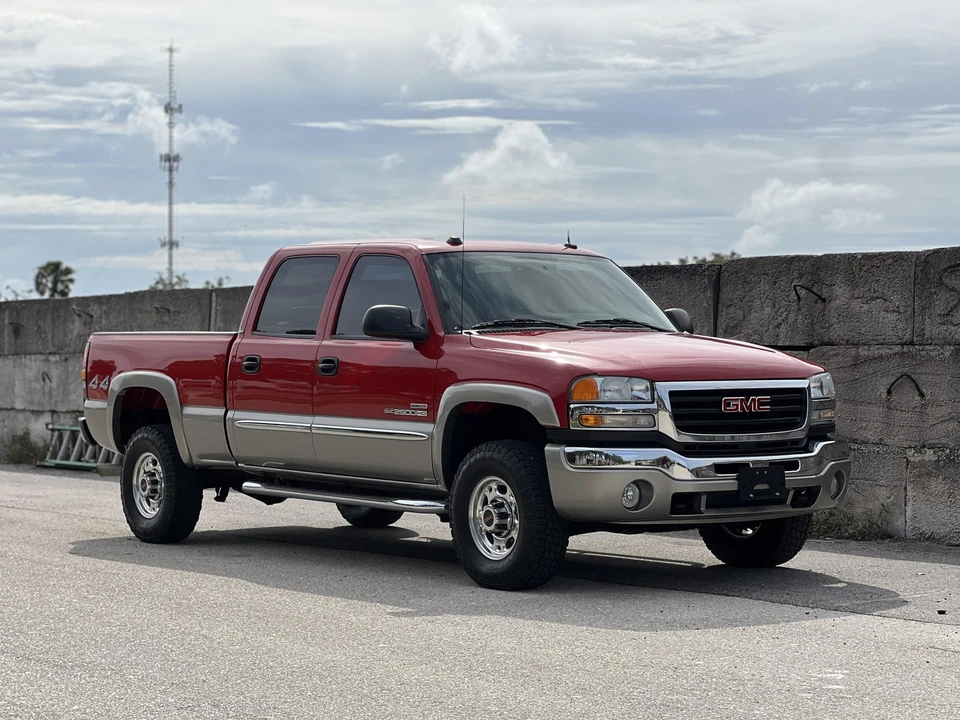 2004 GMC Sierra Heavy Duty 2nd Gen - Image 25 of 31