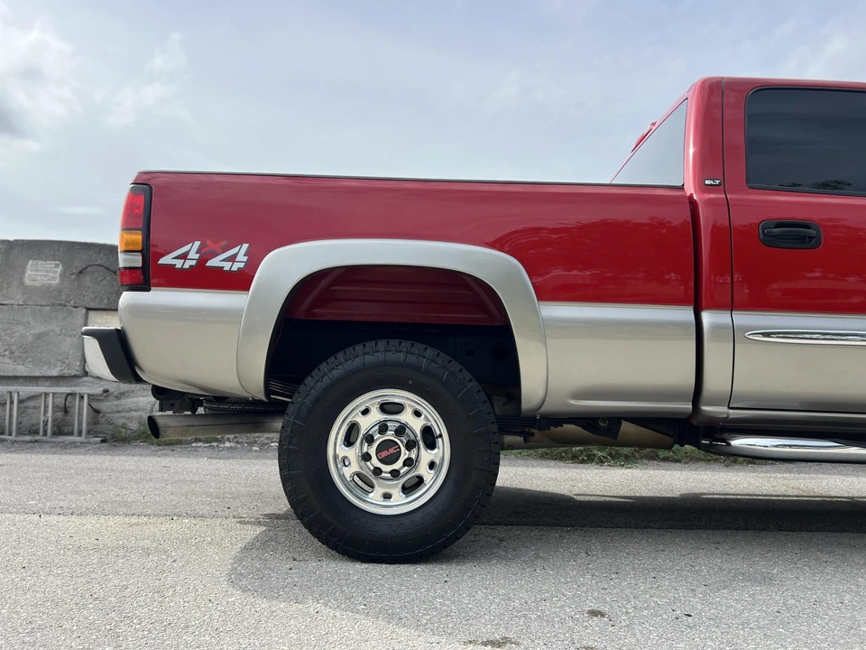 2004 GMC Sierra Heavy Duty 2nd Gen - Image 31 of 31