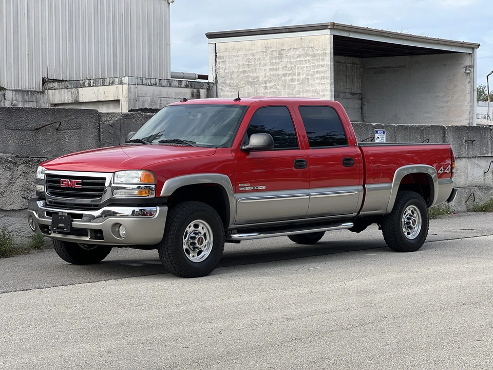 2004 GMC Sierra Heavy Duty 2nd Gen - Image 4 of 31
