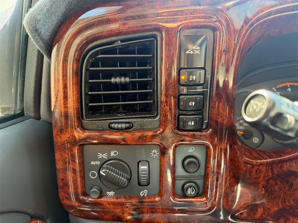 2004 GMC Sierra Heavy Duty 2nd Gen - Image 15 of 21
