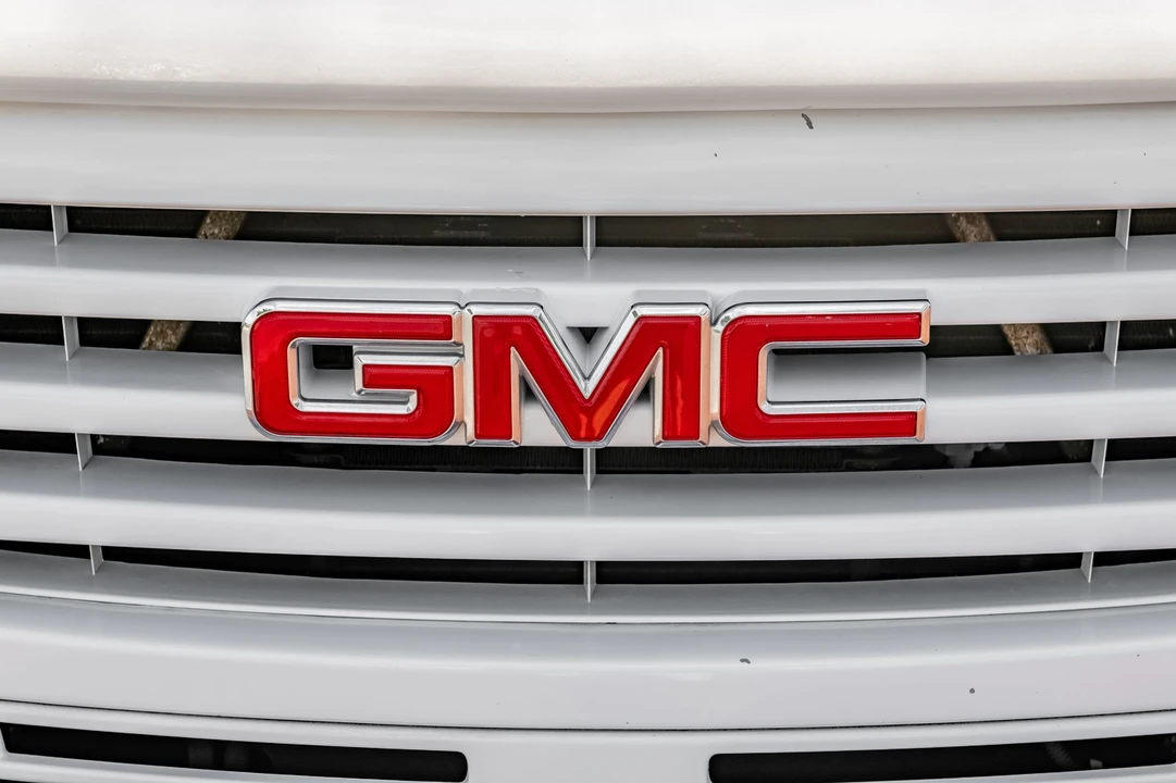 2004 GMC Sierra Heavy Duty 2nd Gen - Image 19 of 31
