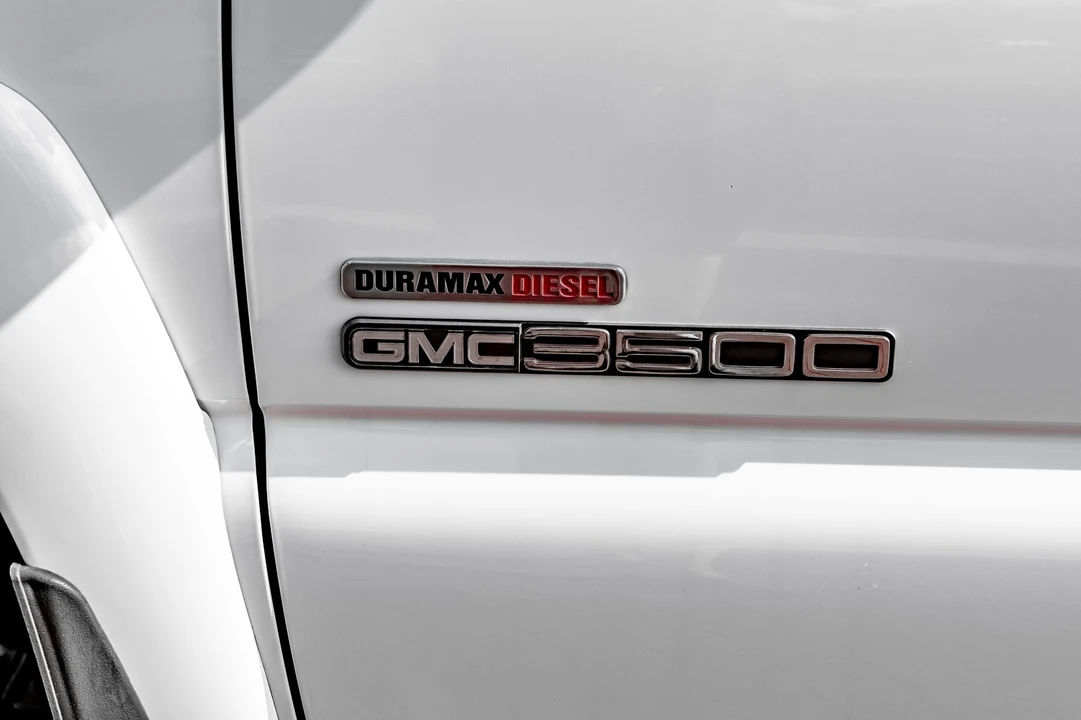 2004 GMC Sierra Heavy Duty 2nd Gen - Image 27 of 31