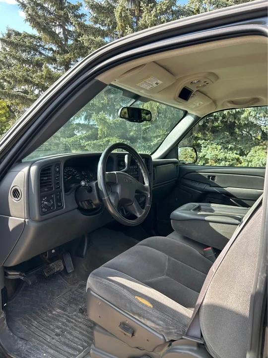 2004 GMC Sierra 2nd Gen - Image 6 of 9