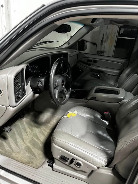 2004 GMC Sierra 2nd Gen - Image 7 of 13