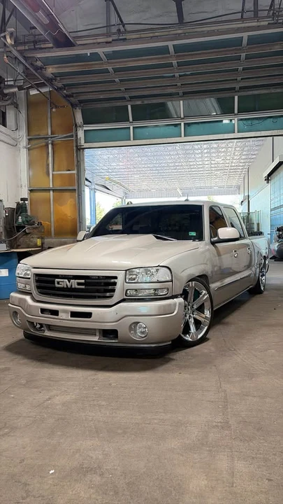 2004 GMC Sierra 2nd Gen - Image 6 of 13