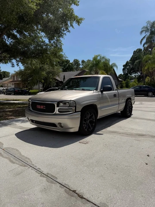 2004 GMC Sierra 2nd Gen - Image 6 of 9