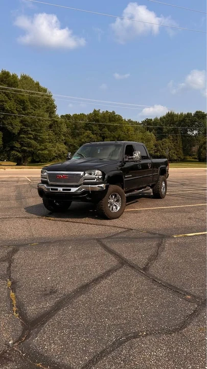 2004 GMC Sierra Heavy Duty 2nd Gen - Image 7 of 8