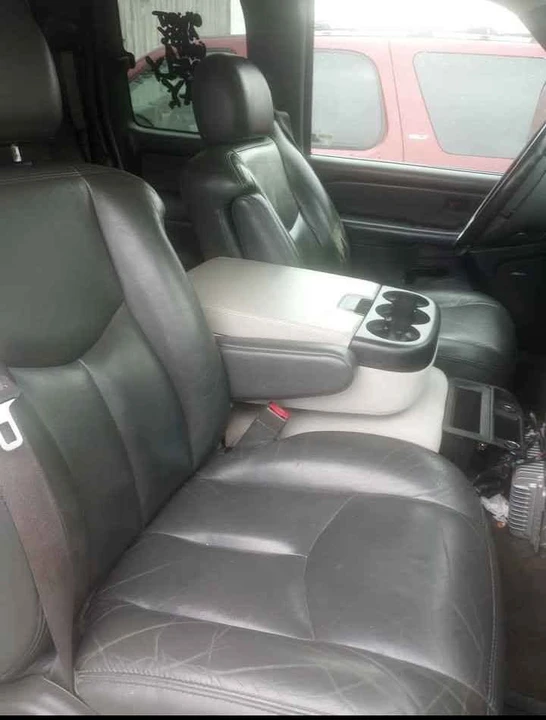 2004 GMC Sierra Heavy Duty 2nd Gen - Image 6 of 11