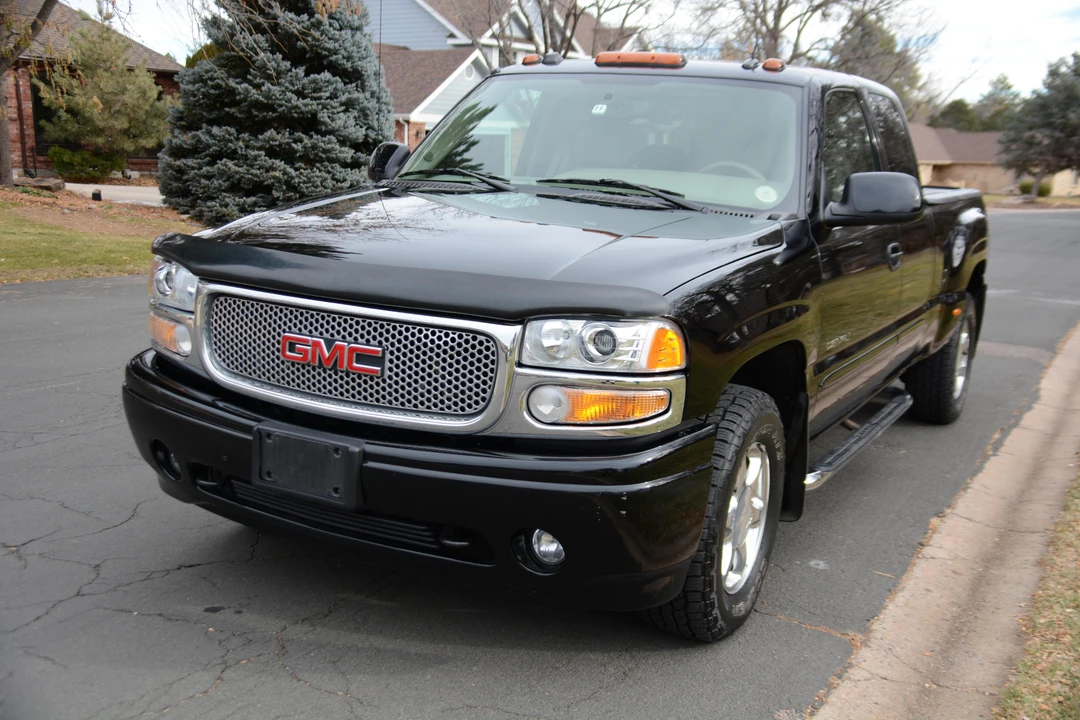 2004 GMC Sierra 2nd Gen - Image 6 of 30
