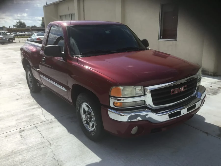 2004 GMC Sierra 2nd Gen - Image 4 of 4