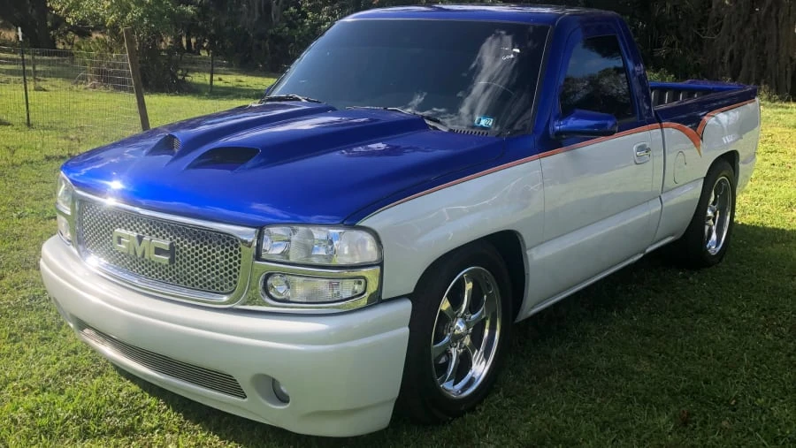 2004 GMC Sierra 2nd Gen - Image 6 of 8