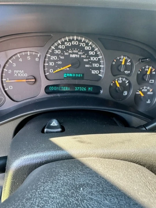 2004 GMC Sierra 2nd Gen - Image 6 of 10