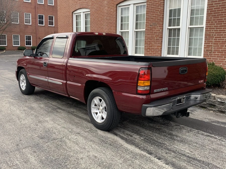 2004 GMC Sierra 2nd Gen - Image 3 of 7