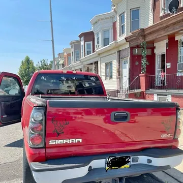 2004 GMC Sierra 3500 Crew Cab SLE Pickup 4D 8 ft