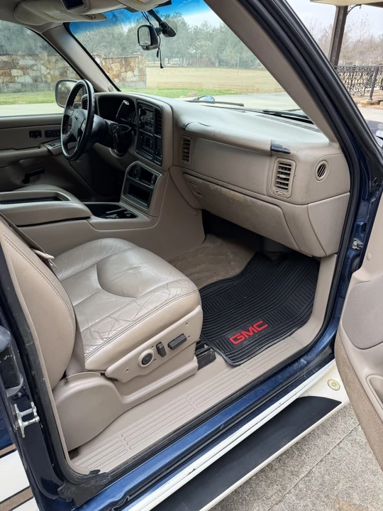 2004 GMC Sierra 2nd Gen - Image 14 of 15