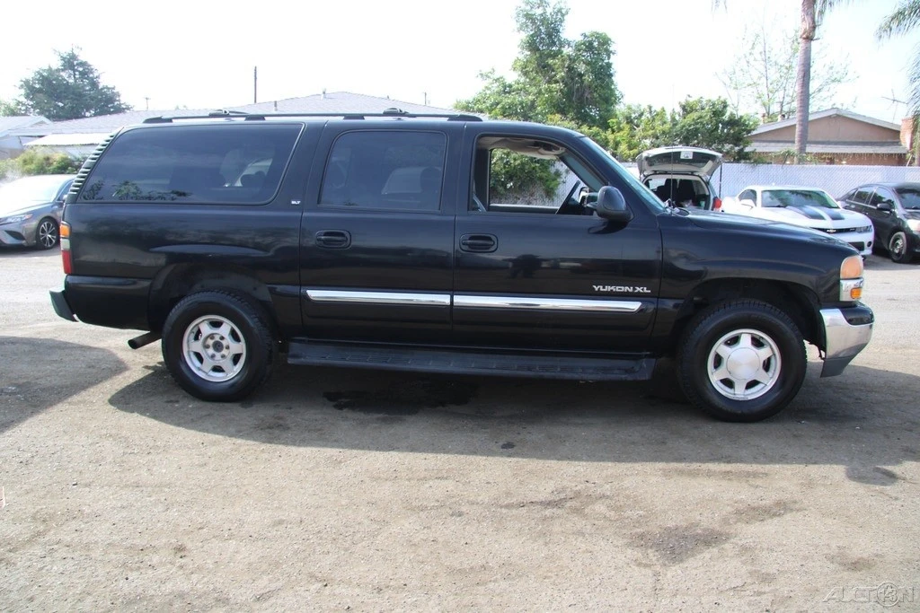 2004 GMC Yukon 2nd Gen - Image 9 of 21