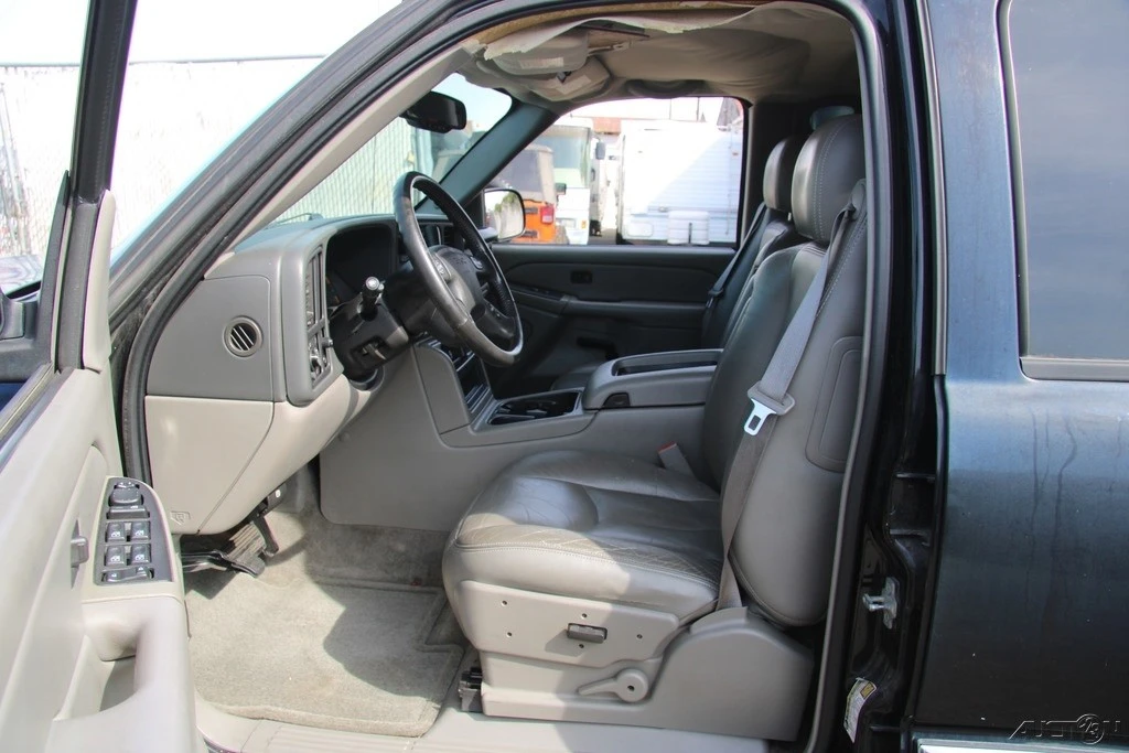 2004 GMC Yukon 2nd Gen - Image 14 of 21