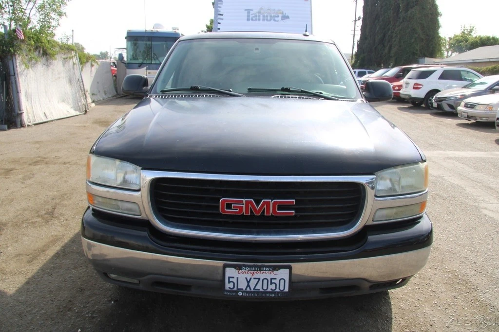 2004 GMC Yukon 2nd Gen - Image 11 of 21