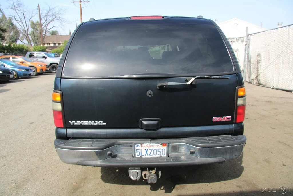 2004 GMC Yukon 2nd Gen - Image 6 of 21