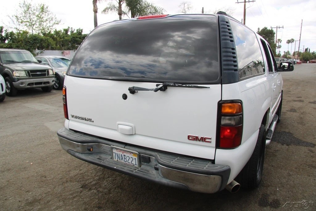 2004 GMC Yukon 2nd Gen - Image 7 of 21