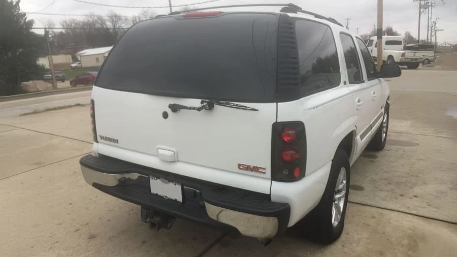 2004 GMC Yukon 2nd Gen - Image 3 of 9