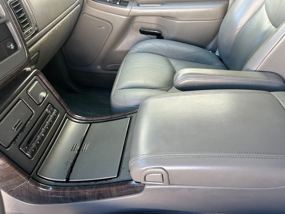 2004 GMC Yukon 2nd Gen - Image 19 of 21