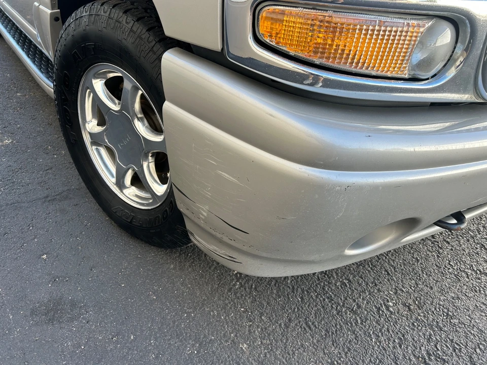 2004 GMC Yukon 2nd Gen - Image 10 of 21